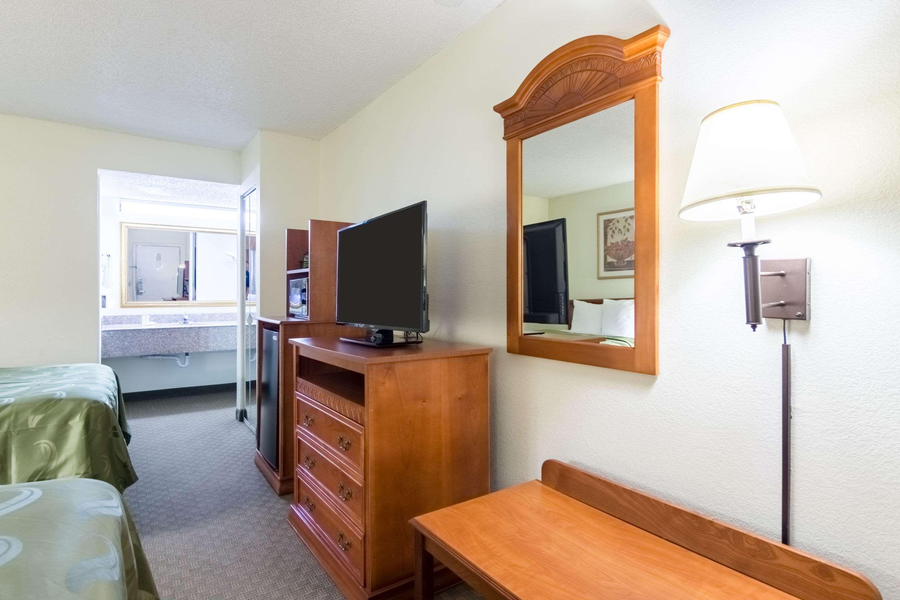 Quality Inn & Suites Of Alma - Northeast From Fort Smith Extérieur photo